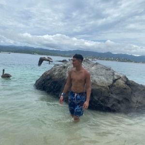 Meet your Posher, Martin